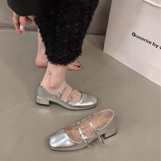 Elegante sko i PU med firkantet hæl og firkantet tå