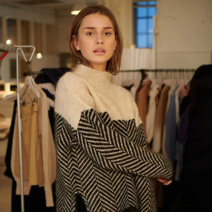 Luksuriøs rullekrave med struktur