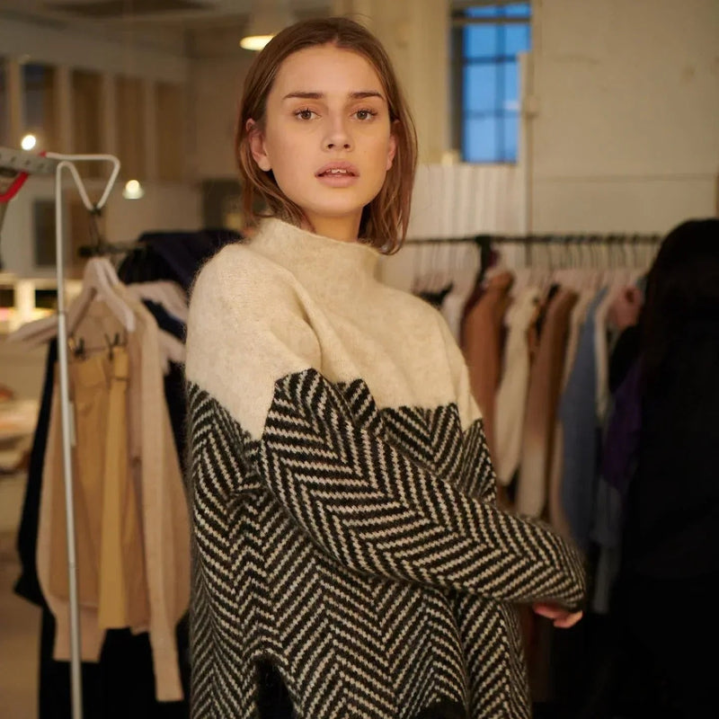 Luksuriøs rullekrave med struktur